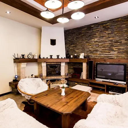 Guest house River Retreat Lotrioara