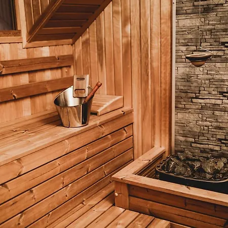 Guest house River Retreat 3*